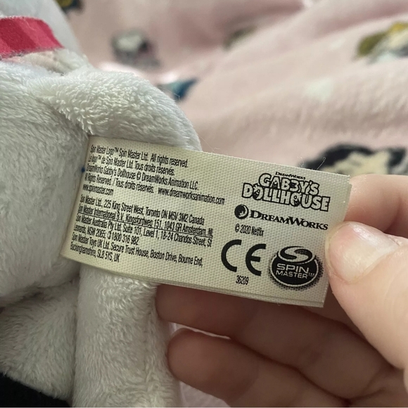 Gabby's Dollhouse 13" Talking Light-Up Pandy Paws Plush Cat Stuffed Animal Toy - Picture 4 of 4